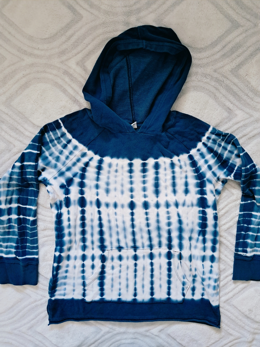 Old Navy Kids Navy and White Tie-Dye Hooded Sweatshirt